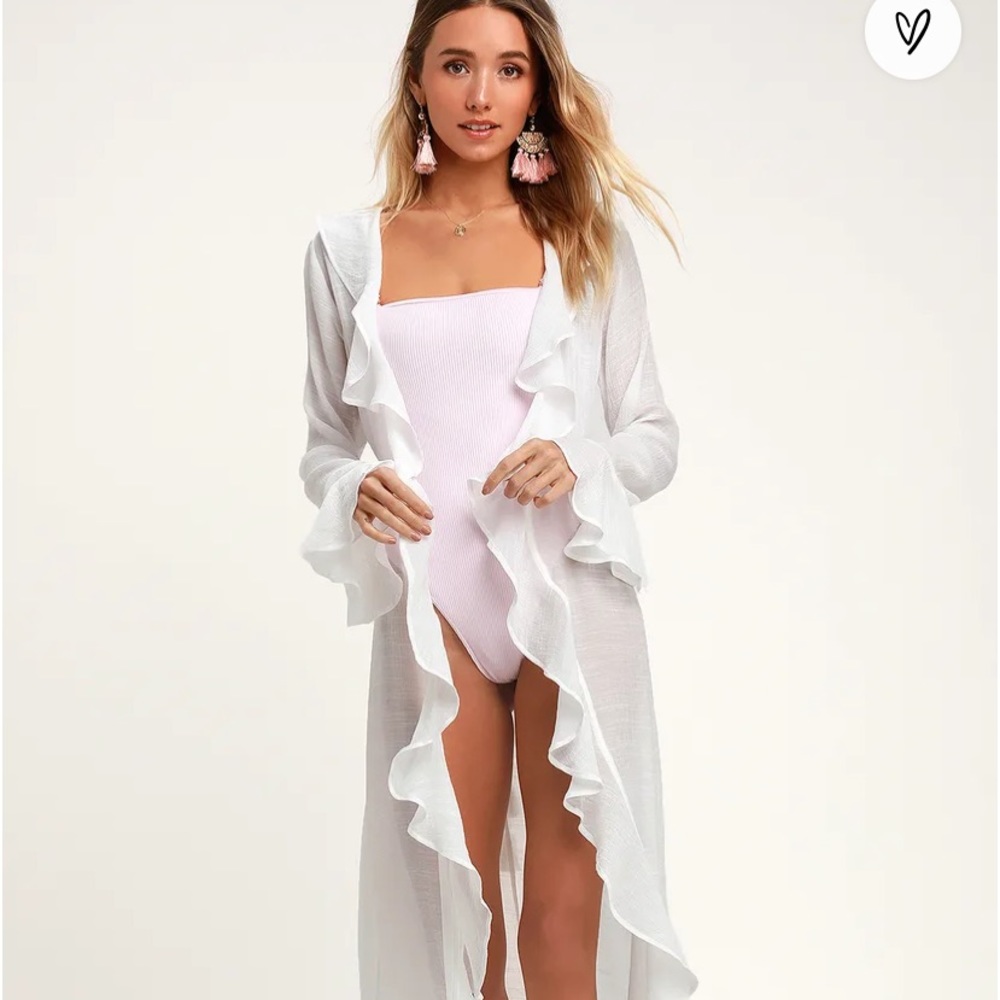 Lulu’s Sun-Kissed Sweets White Ruffle Swim Cover-up, size L